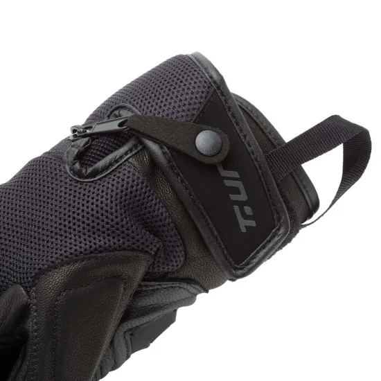 T.UR Glove G-Four #5