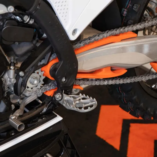 RTECH Chain Slider (lower) for TRIUMPH - R-PATTRINR025 #2