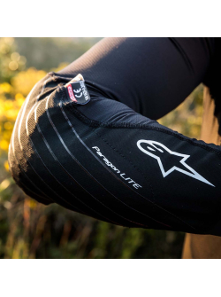 ALPINESTARS MTB KÖNYÖKVÉDŐ PARAGON LITE